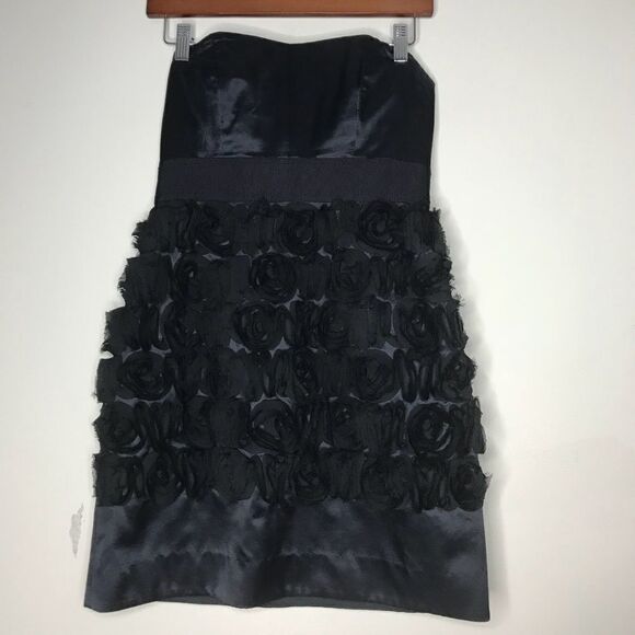Phoebe Sz 2 Black Silk Rose Dress - Picture 1 of 6